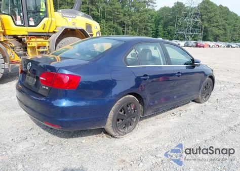 2013 Volkswagen Jetta 2.5L Se from USA, damaged, VIN 3VWDP7AJ8DM418013